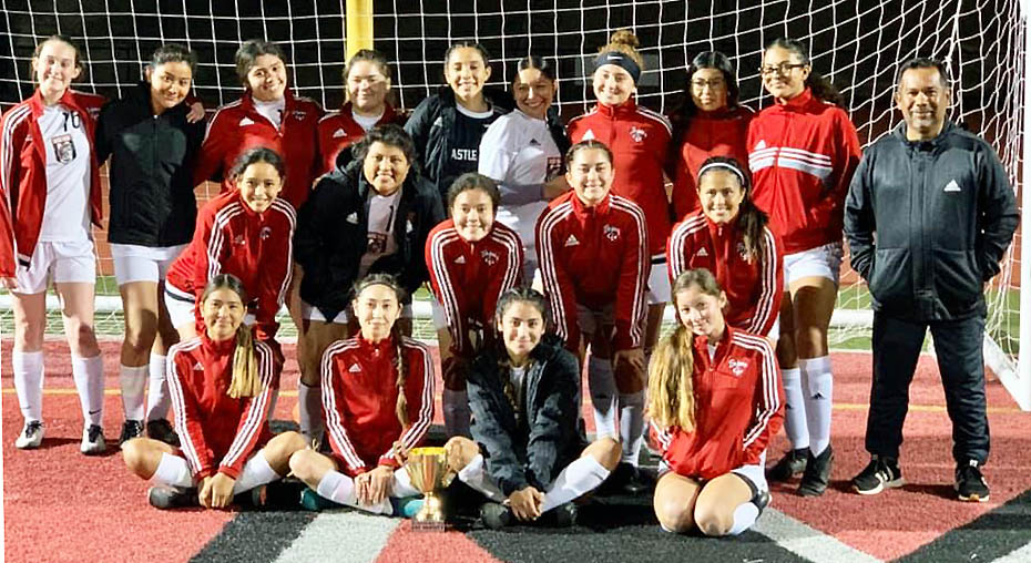 The Castle Park High School girls soccer team captured their division with a 4-0-1 showing at this year's El Capitan Lady Vaquero tournament.